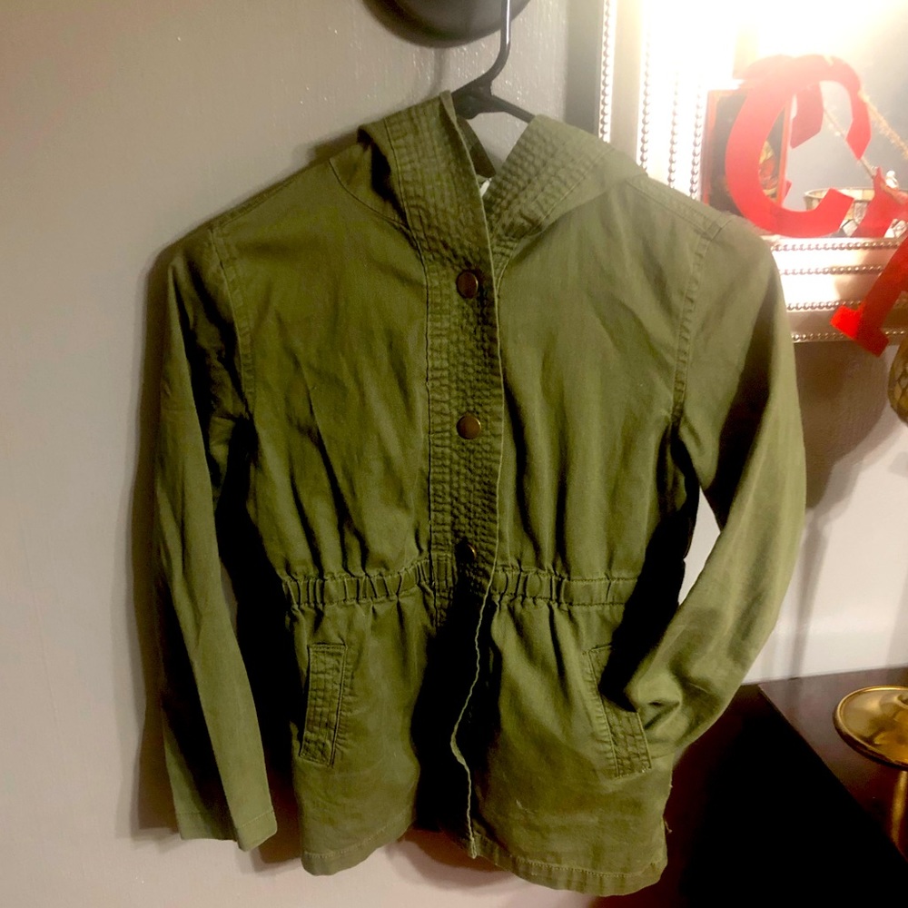 Girls Sz M young girl navy button down coat.